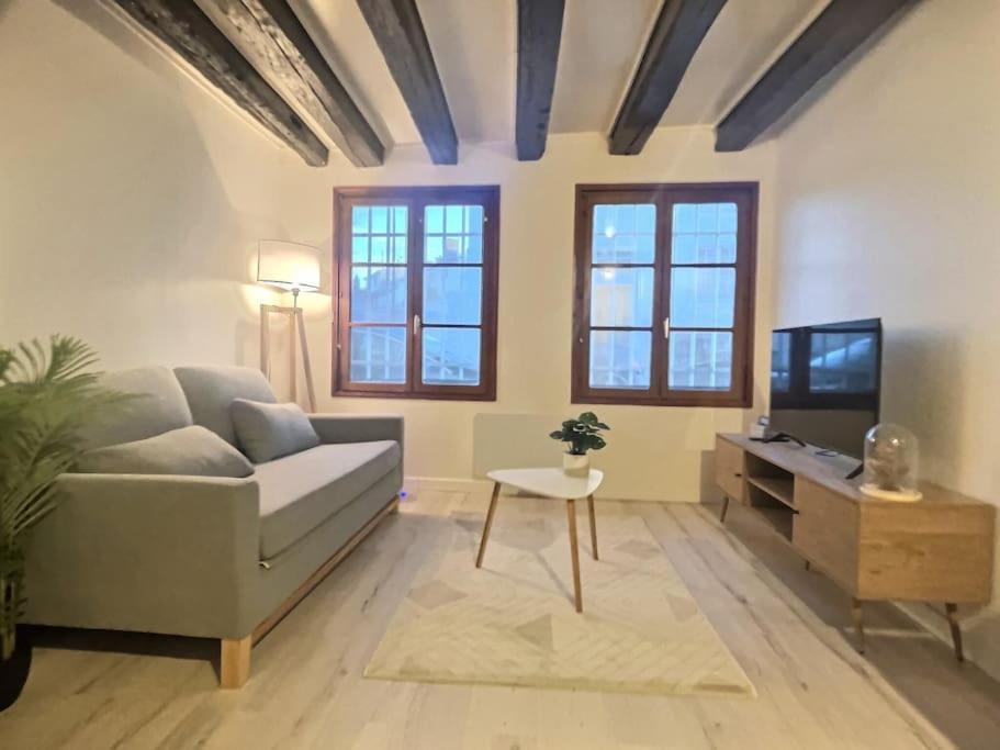 Apartamento Les Ursulines Châlons-en-Champagne Exterior foto